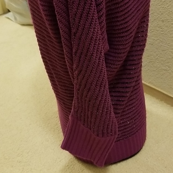 Purple metallic threading top - Picture 3 of 4